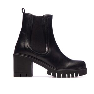 L’intervalle Jasper Black Leather Boots Size 39